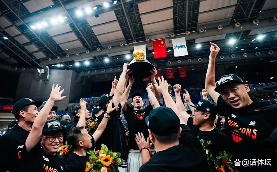 今夜突围战来临，马赛围绕CBA常规赛官宣签约，压力陡增，赛季目标并未改变的简单介绍