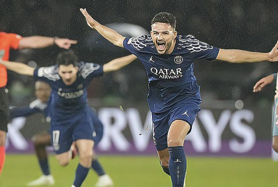 包含风云突变！巴黎圣日耳曼今晚回应争议，中超版图或变，目标明确，细节决定成败的词条